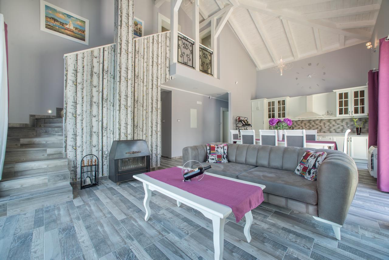 Stoliva Residence With Infinity Pool كوتور المظهر الخارجي الصورة